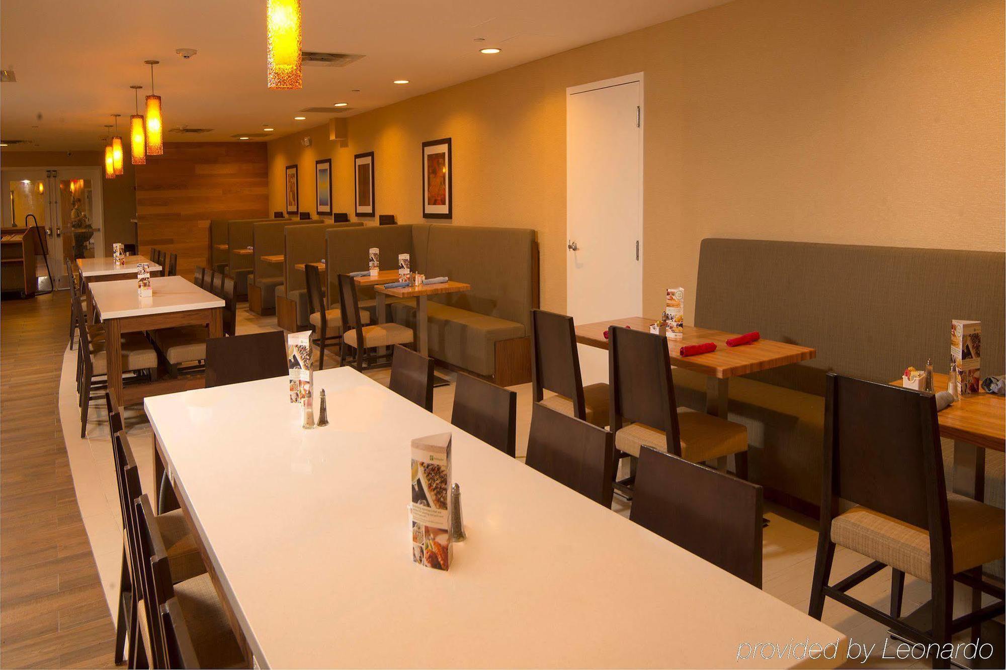 Holiday Inn San Antonio-Downtown/Market Square, An Ihg Hotel Ngoại thất bức ảnh